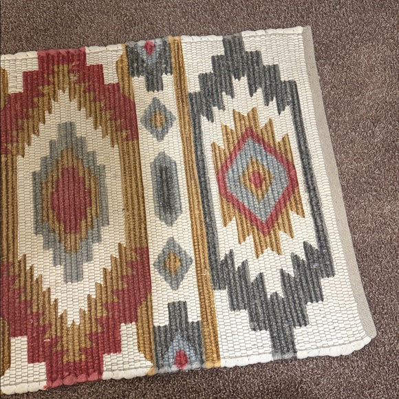 Western Rug 🤠 - Picture 3 of 4